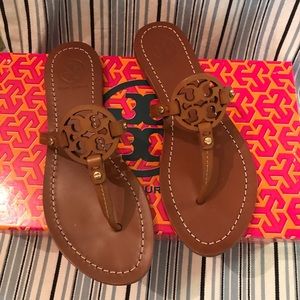 Gently used Tory Burch Mini Miller Flat Thong 5M